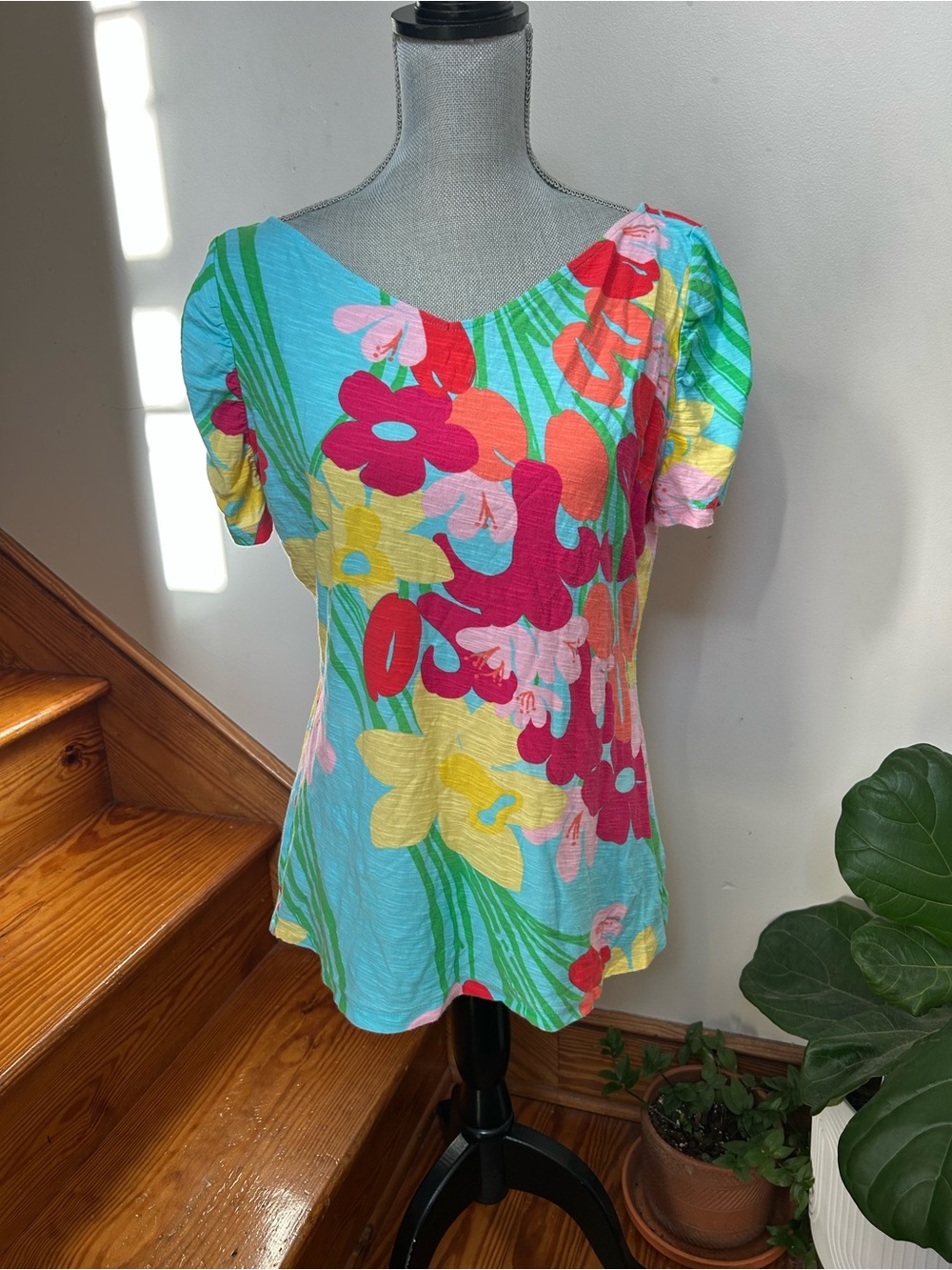 Lilly Pulitzer Aqua Floral Scoop-Neck Short Sleeve Top